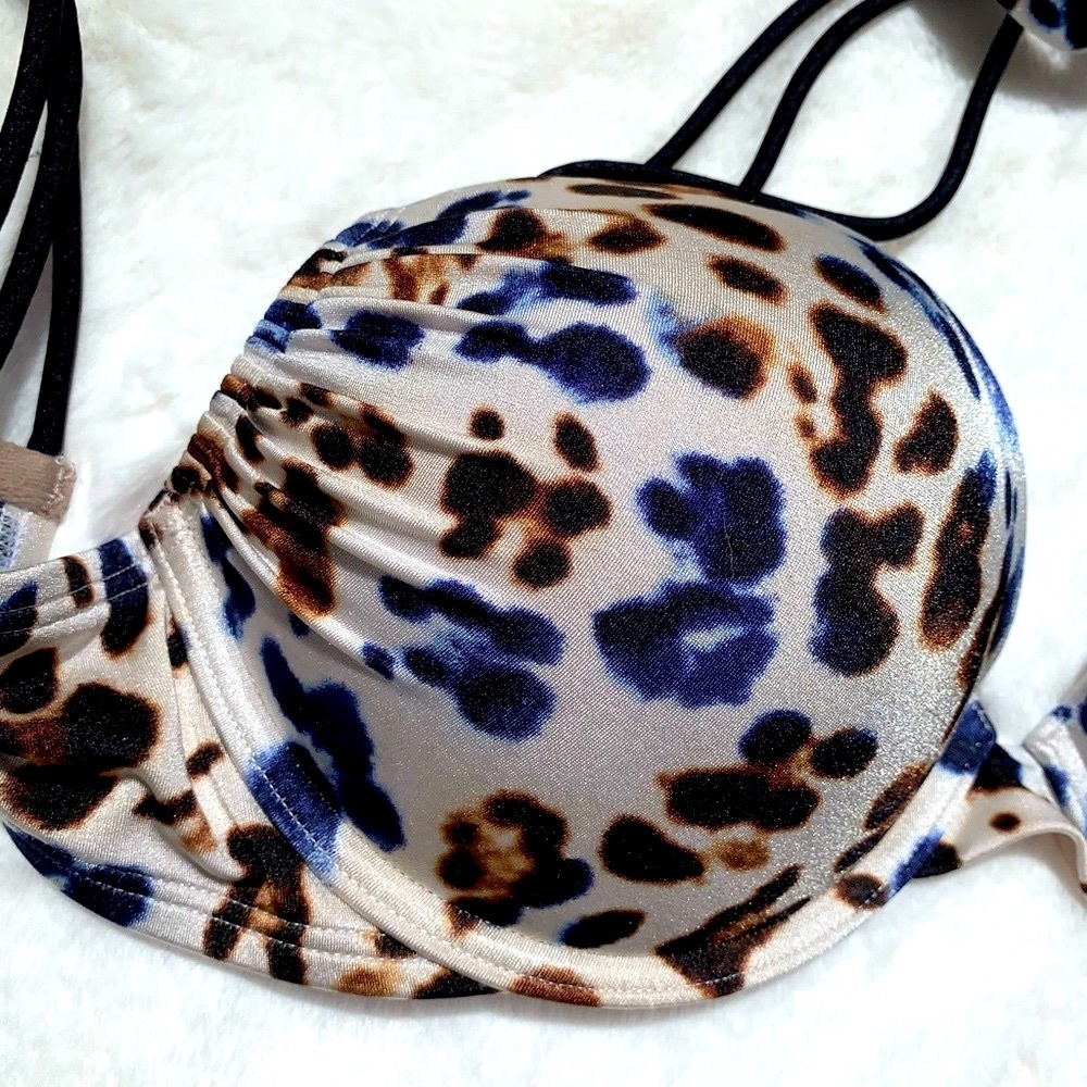 36B 2pc Vs Victoria’s Secret Bombshell Swim Bikini - Picture 5 of 15